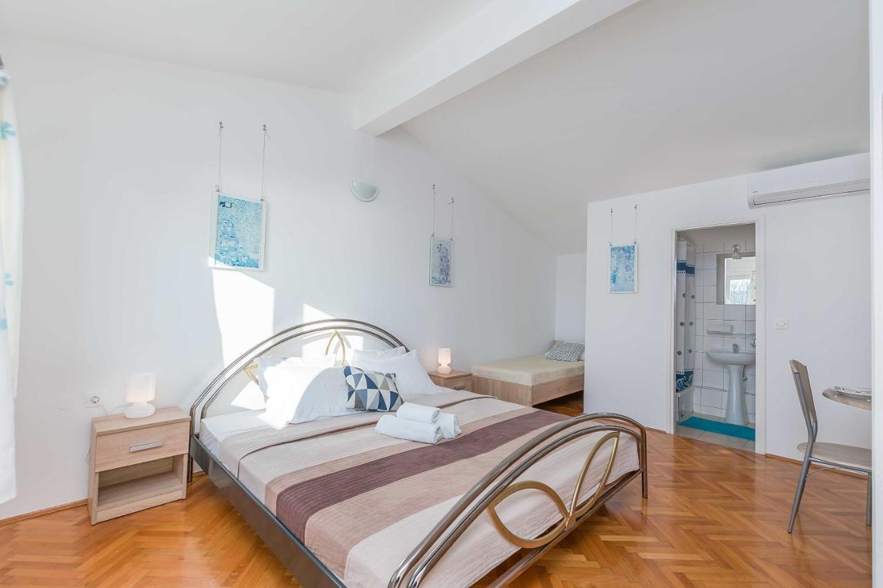 Apartmani Neno Lokva Rogoznica Exterior photo